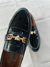 Load image into Gallery viewer, Boys Dress Shoes