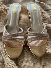 Load image into Gallery viewer, Formal Heels