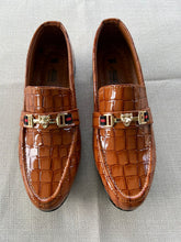 Load image into Gallery viewer, Boys Dress Shoes