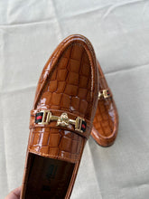 Load image into Gallery viewer, Boys Dress Shoes