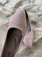Load image into Gallery viewer, Pointed Dress Heels