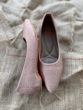 Load image into Gallery viewer, Pointed Dress Heels