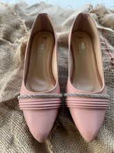 Load image into Gallery viewer, Wedge Heel Court Shoes