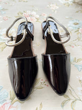 Load image into Gallery viewer, Semi Formal Sandals