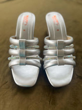 Load image into Gallery viewer, Formal Heels