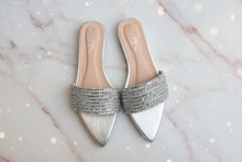 Load image into Gallery viewer, silver slides