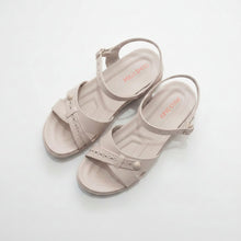 Load image into Gallery viewer, Pair of beige sandals with 'ecko' branding on a gray surface