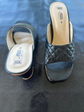 Load image into Gallery viewer, Casual Heels
