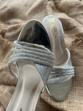 Load image into Gallery viewer, Formal Heels

