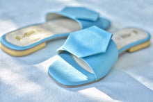 Load image into Gallery viewer, Summer Slip Ons | 1438
