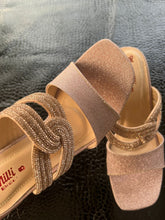 Load image into Gallery viewer, Formal Heels
