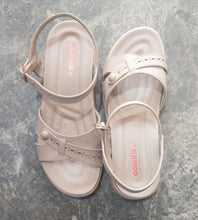 Load image into Gallery viewer, Ladies Casual PU Sandal
