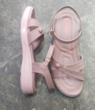 Load image into Gallery viewer, Ladies Casual PU sandal
