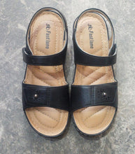 Load image into Gallery viewer, Ladies Casual PU Sandal
