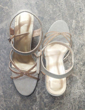 Load image into Gallery viewer, Ladies Fancy block heel
