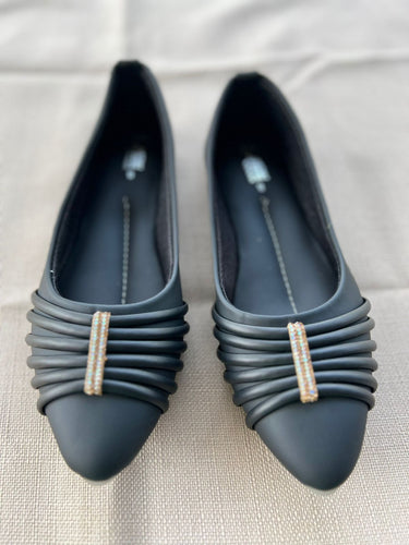 Ladies Black Pump