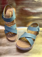 Load image into Gallery viewer, Sandals | 3024
