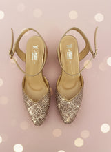 Load image into Gallery viewer, fancy heels

