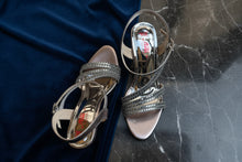 Load image into Gallery viewer, shoes 
