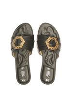 Load image into Gallery viewer, HEXA BUCKLE BASIC SLIPPERS
